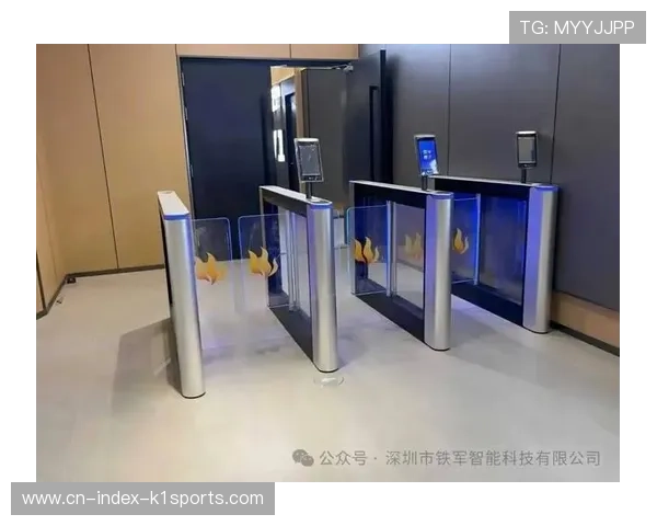 智慧闸机系统在数字化升级阶段部署 实现身份核验与体温监测